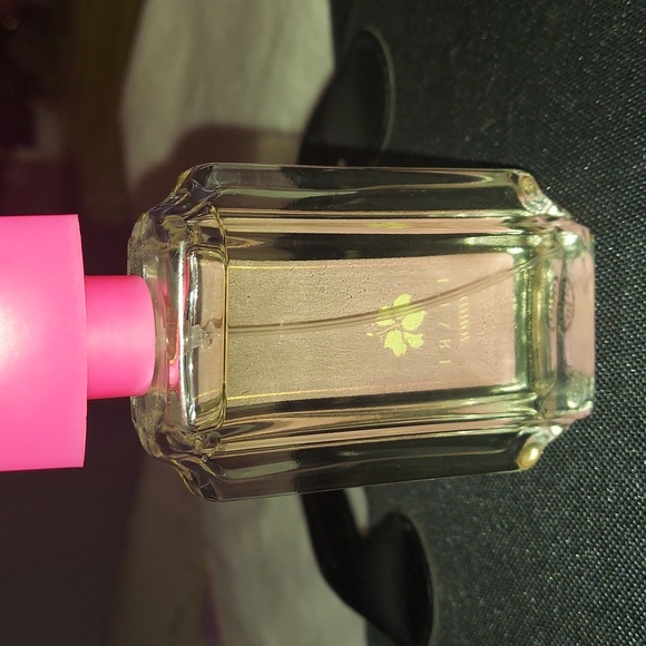 Perfume - Picture 4 of 4